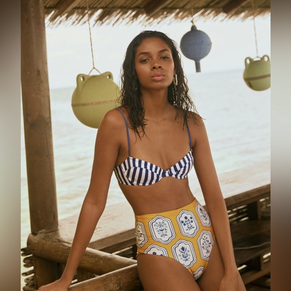 BNWOT Agua by Agua Bendita Magdalena Striped BIKINI TOP - Picture 3 of 5